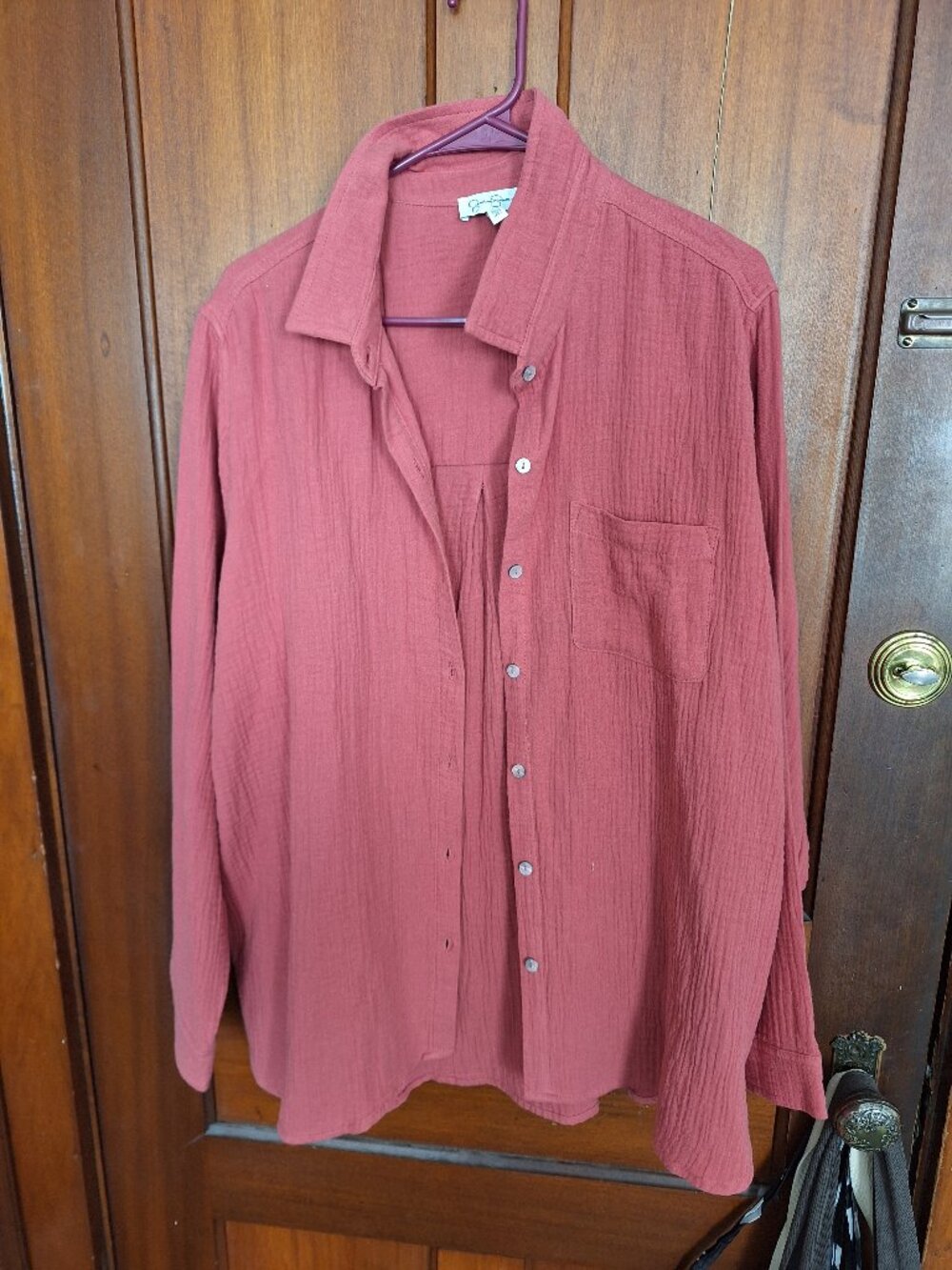 Jessica Simpson Ladies' Cotton Gauze Relaxed Fit Button Front Collared Shirt